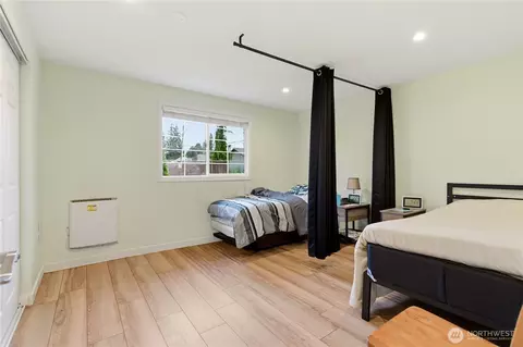 Bedroom - 3208 21st St, Everett, WA 98201 photo 2 of 4