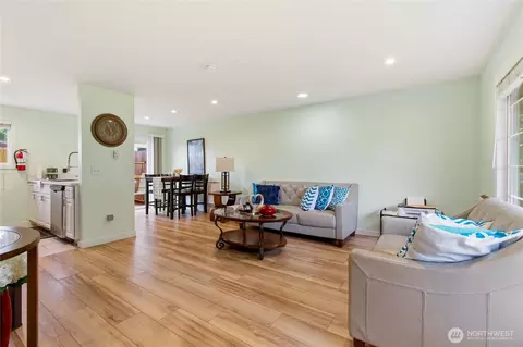 Living - 3208 21st St, Everett, WA 98201 photo 1 of 3
