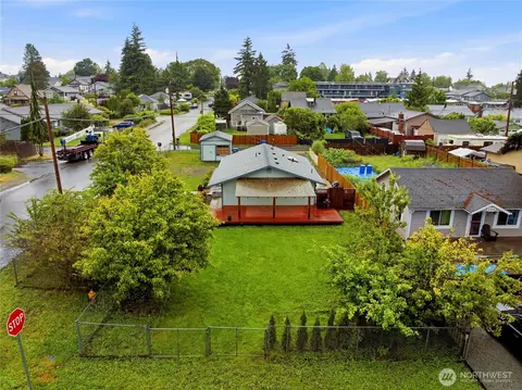 View/Area - 3208 21st St, Everett, WA 98201 photo 5 of 7