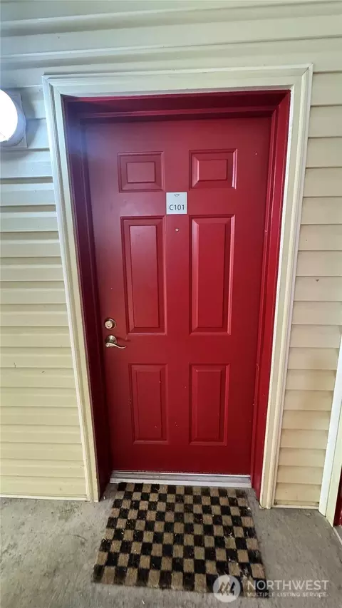 Entry Way - 10709 Valley Viewrd #C101, Bothell, WA 98011 photo 1 of 1