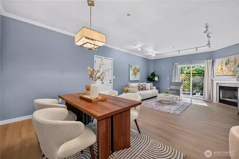 Dining - 10709 Valley Viewrd #C101, Bothell, WA 98011 photo 3 of 3