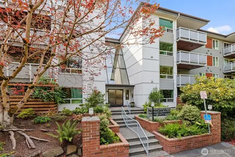 10501 8th Ave NE #209, Seattle, WA 98125