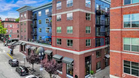 960 Harris Ave #305, Bellingham, WA 98225