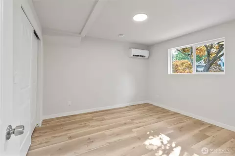 Bedroom - 2531 Monroe Ave, Everett, WA 98203 photo 3 of 4