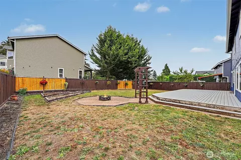 Exterior - 19307 73rd Ave E, Spanaway, WA 98387 photo 5 of 10