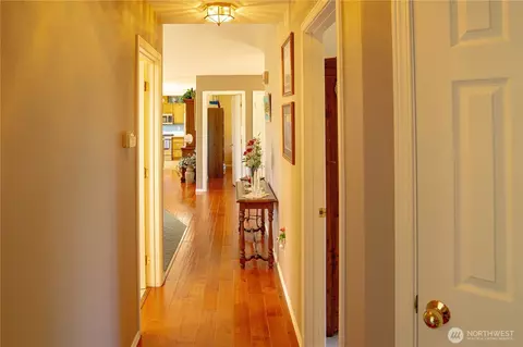 Entry Way - 191 Quail Meadows Dr, Sequim, WA 98382 photo 3 of 3