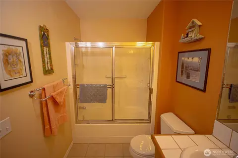 Bath - 191 Quail Meadows Dr, Sequim, WA 98382 photo 1 of 3