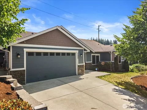 Exterior - 7523 Broadway, Everett, WA 98203 photo 1 of 7