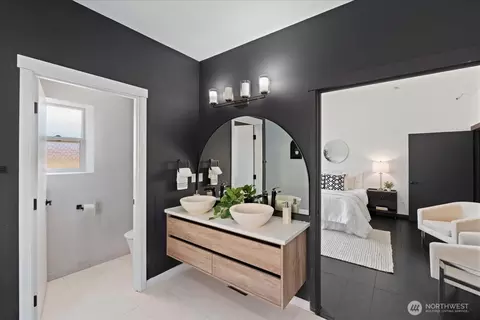 Bath - 7523 Broadway, Everett, WA 98203 photo 3 of 4