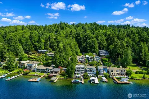 13142 Holmes Point Dr NE, Kirkland, WA 98034