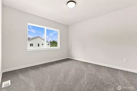 Bedroom - 1632 Lockridge Loop E #11, Enumclaw, WA 98022 photo 4 of 5