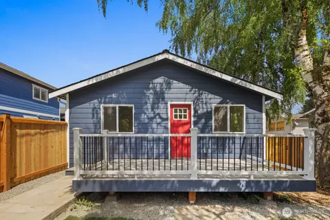 1710 SW 106th St, Seattle, WA 98146