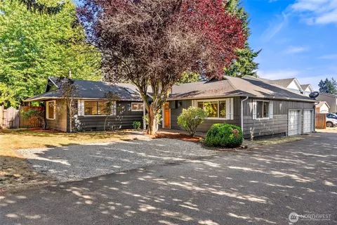 5025 45th Ave SE, Lacey, WA 98503