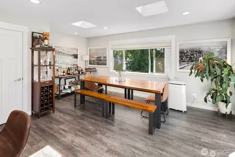 Dining - 5011 Seahurst Ave, Everett, WA 98203 photo 1 of 3