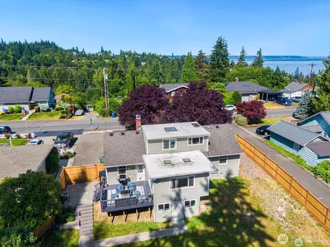 View/Area - 5011 Seahurst Ave, Everett, WA 98203 photo 1 of 3