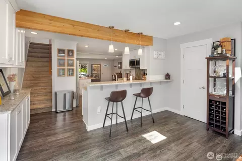 Kitchen - 5011 Seahurst Ave, Everett, WA 98203 photo 4 of 4