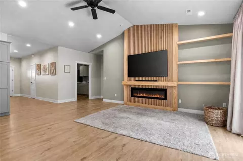 Living - 1134 Falcon Ct, Everson, WA 98247 photo 1 of 2