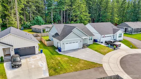 1134 Falcon Ct, Everson, WA 98247