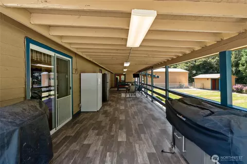Exterior - 20708 63rd Ave E, Spanaway, WA 98387 photo 3 of 11