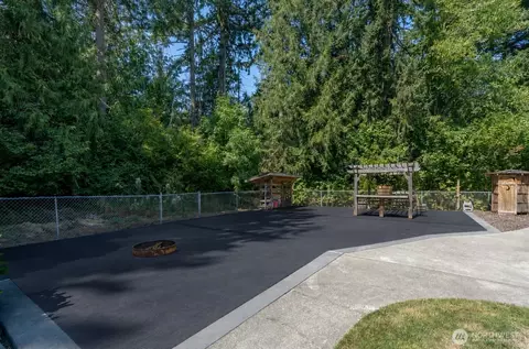 Exterior - 20708 63rd Ave E, Spanaway, WA 98387 photo 8 of 11
