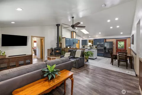 Other - 20708 63rd Ave E, Spanaway, WA 98387 photo 2 of 10