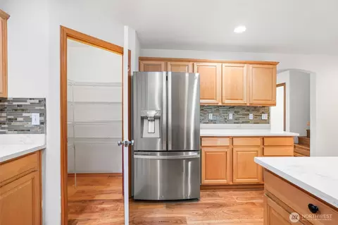 Kitchen - 5708 9th Dr W, Everett, WA 98203 photo 3 of 3
