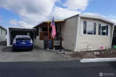 10605 62nd St E #88, Puyallup, WA 98372