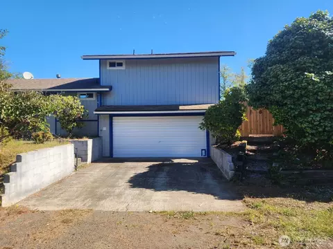 706 Wakina Loop SE, Ocean Shores, WA 98569