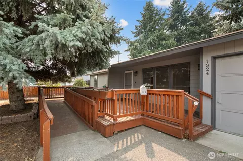 1324 Cascade St, Wenatchee, WA 98801