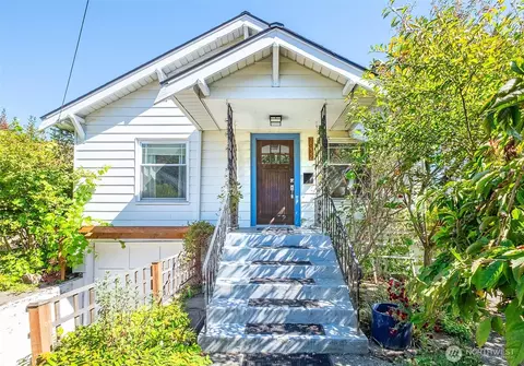7032 22nd Ave NW, Seattle, WA 98117