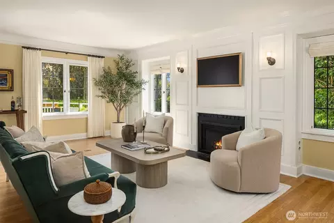 Living - 1502 39th Ave E, Seattle, WA 98112 photo 1 of 1