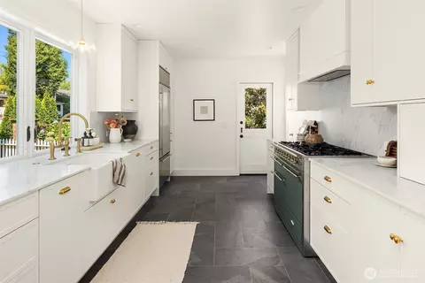Kitchen - 1502 39th Ave E, Seattle, WA 98112 photo 1 of 3
