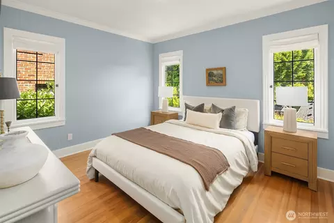 Bedroom - 1502 39th Ave E, Seattle, WA 98112 photo 3 of 5