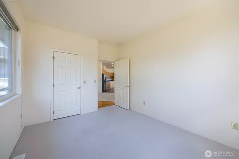 Bedroom - 1702 Lotzgesell Rd, Sequim, WA 98382 photo 6 of 6