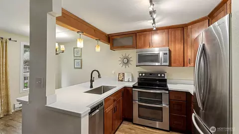 17425 119th Ln SE #D22, Renton, WA 98058