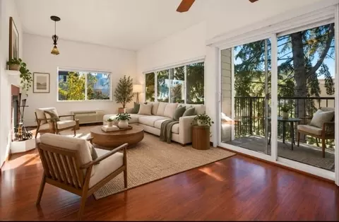 1617 Summit Ave #42, Seattle, WA 98122