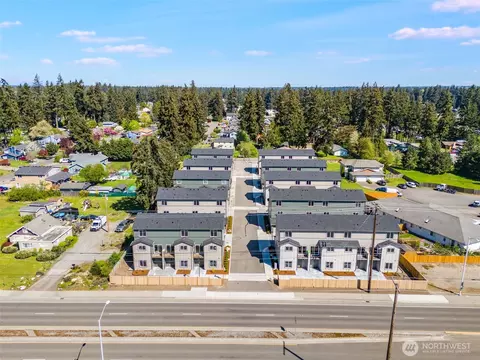 View/Area - 17514 13th Ave E #B, Spanaway, WA 98387 photo 1 of 9