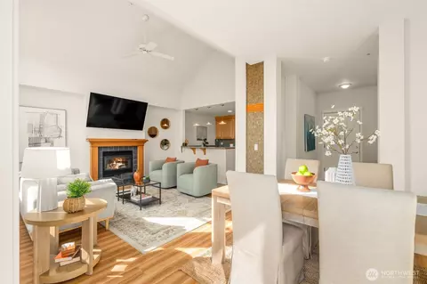 55 Williams Ave S #401, Renton, WA 98057
