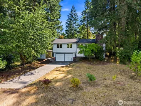 51 E Park Ln, Shelton, WA 98584