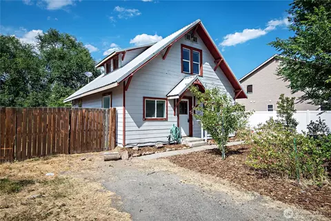 307 W 14th Ave, Ellensburg, WA 98926