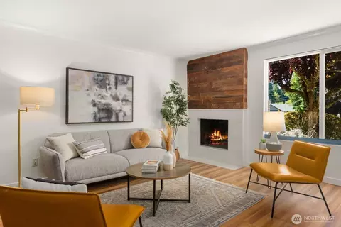 8305 Cirque Dr W #4, University Place, WA 98467