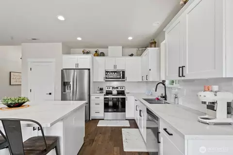 Kitchen - 357 E Bear, Mccleary, WA 98557 photo 1 of 6