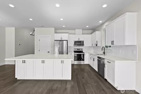 Kitchen - 357 E Bear, Mccleary, WA 98557 photo 1 of 1