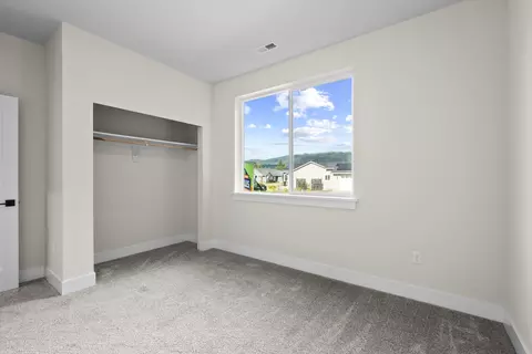 Bedroom - 357 E Bear, Mccleary, WA 98557 photo 6 of 9