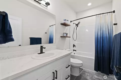 Bath - 357 E Bear, Mccleary, WA 98557 photo 1 of 4