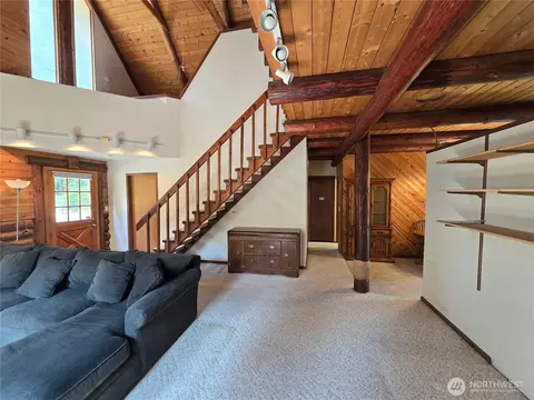Living - 362 Autumn Rd, Sequim, WA 98382 photo 3 of 4