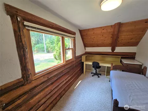 Bedroom - 362 Autumn Rd, Sequim, WA 98382 photo 3 of 4