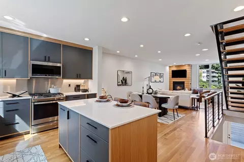 2314 Thorndyke Ave W #B, Seattle, WA 98199