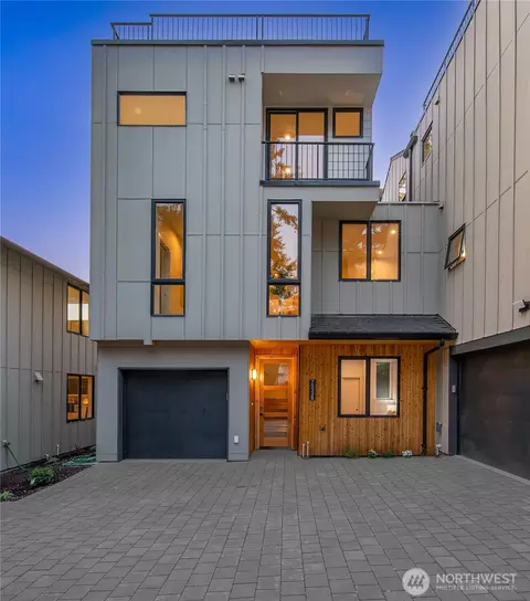 7533 31st Ave NE #B, Seattle, WA 98115