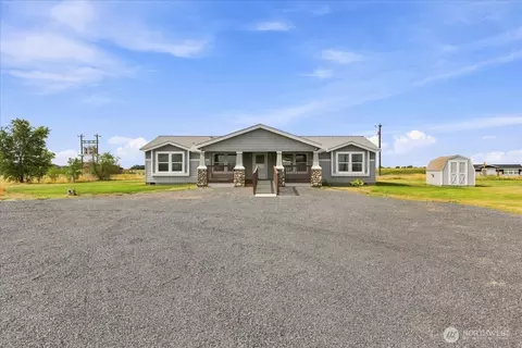 2946 Rd F6 NE, Moses Lake, WA 98837